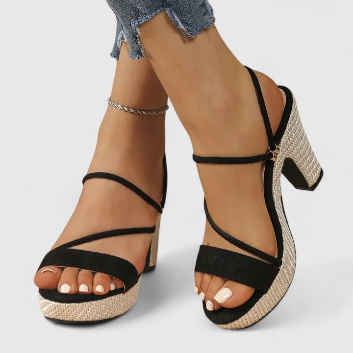 Abby | Sandaletter med klack