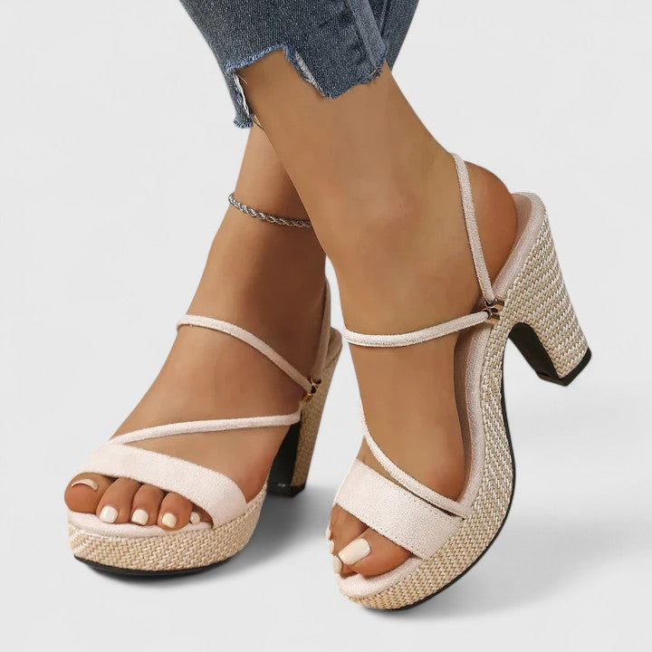 Abby | Sandaletter med klack