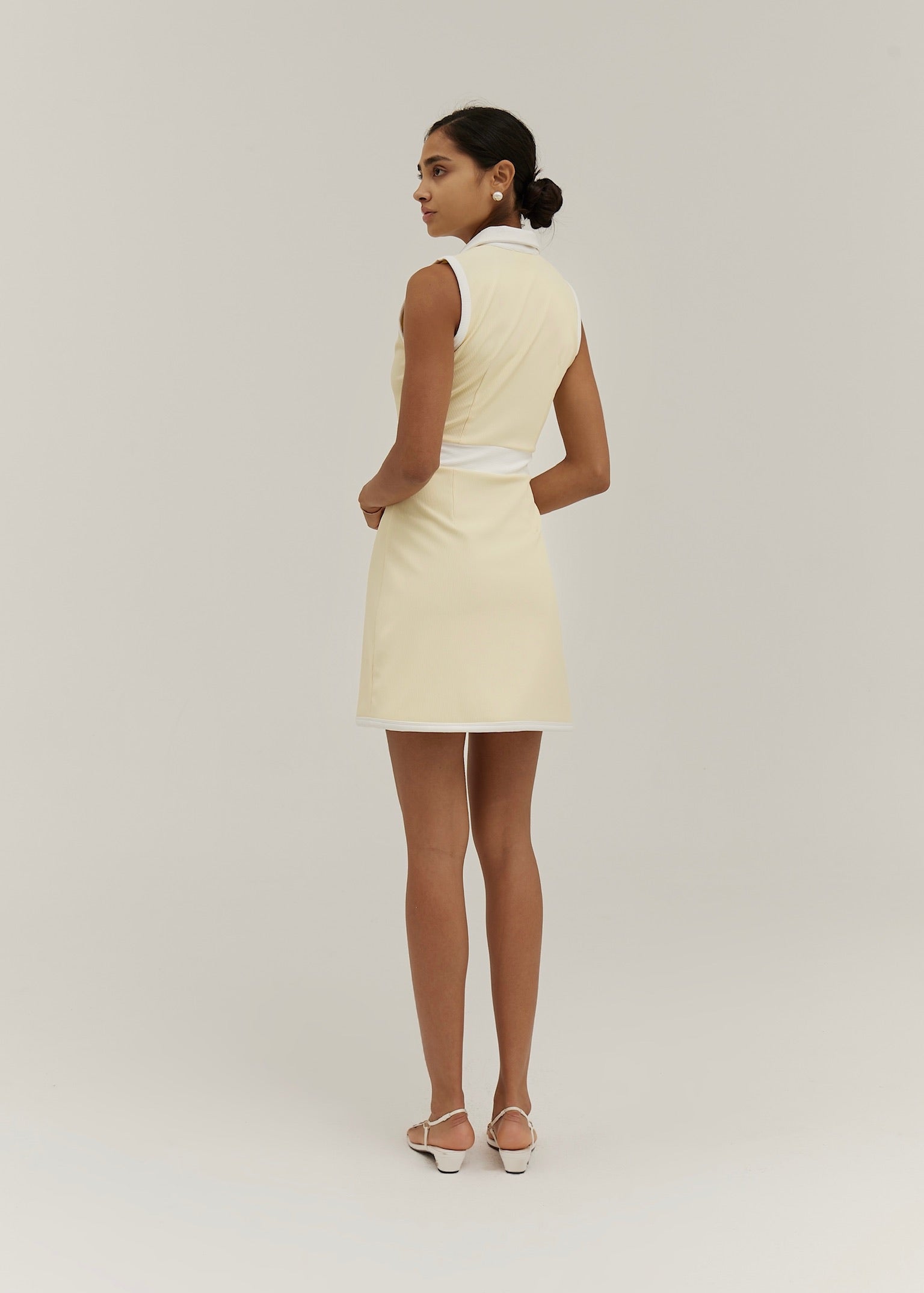 Andie · Abito copricostume con colletto — Limone/Bianco