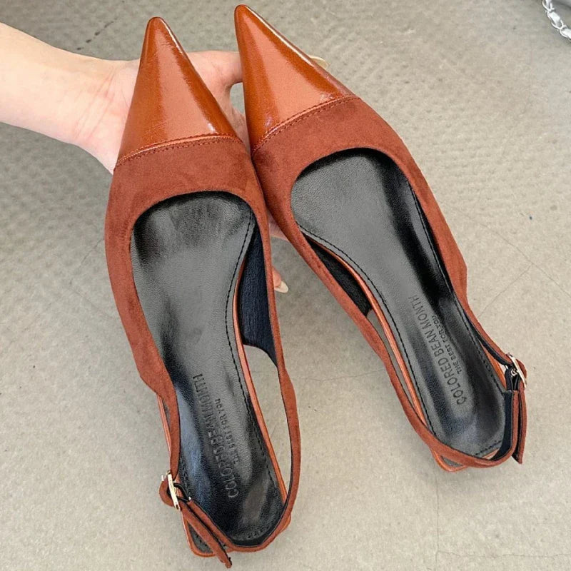 Alicia · Slingback in camoscio con tacco a rocchetto